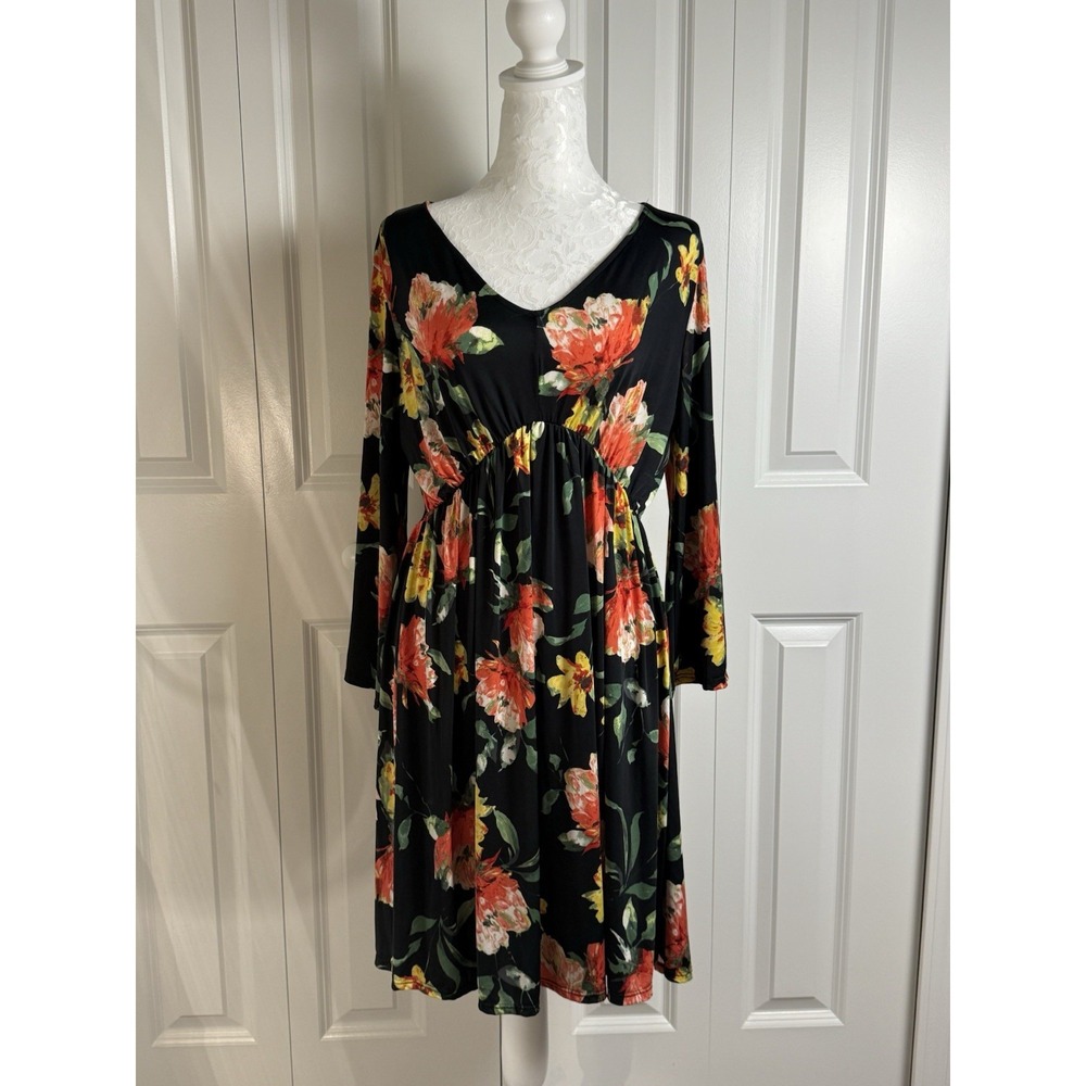 White Birch Floral V-Neck Mini Dress Plus Size L Black Floral